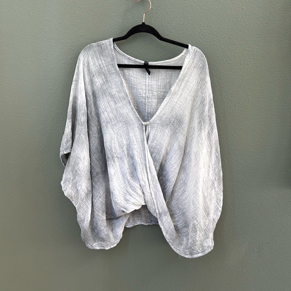 Venti6 Gauzey lightweight Oversized beach coverup top Sz M